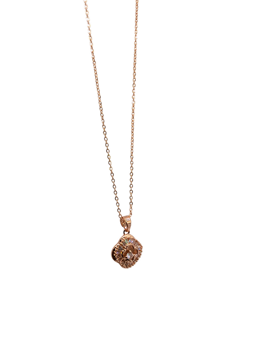 Ornate Golden Clover Halo Pendant